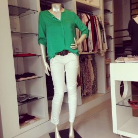 Trendy Store_Camisa verde bandeira e montaria off-white